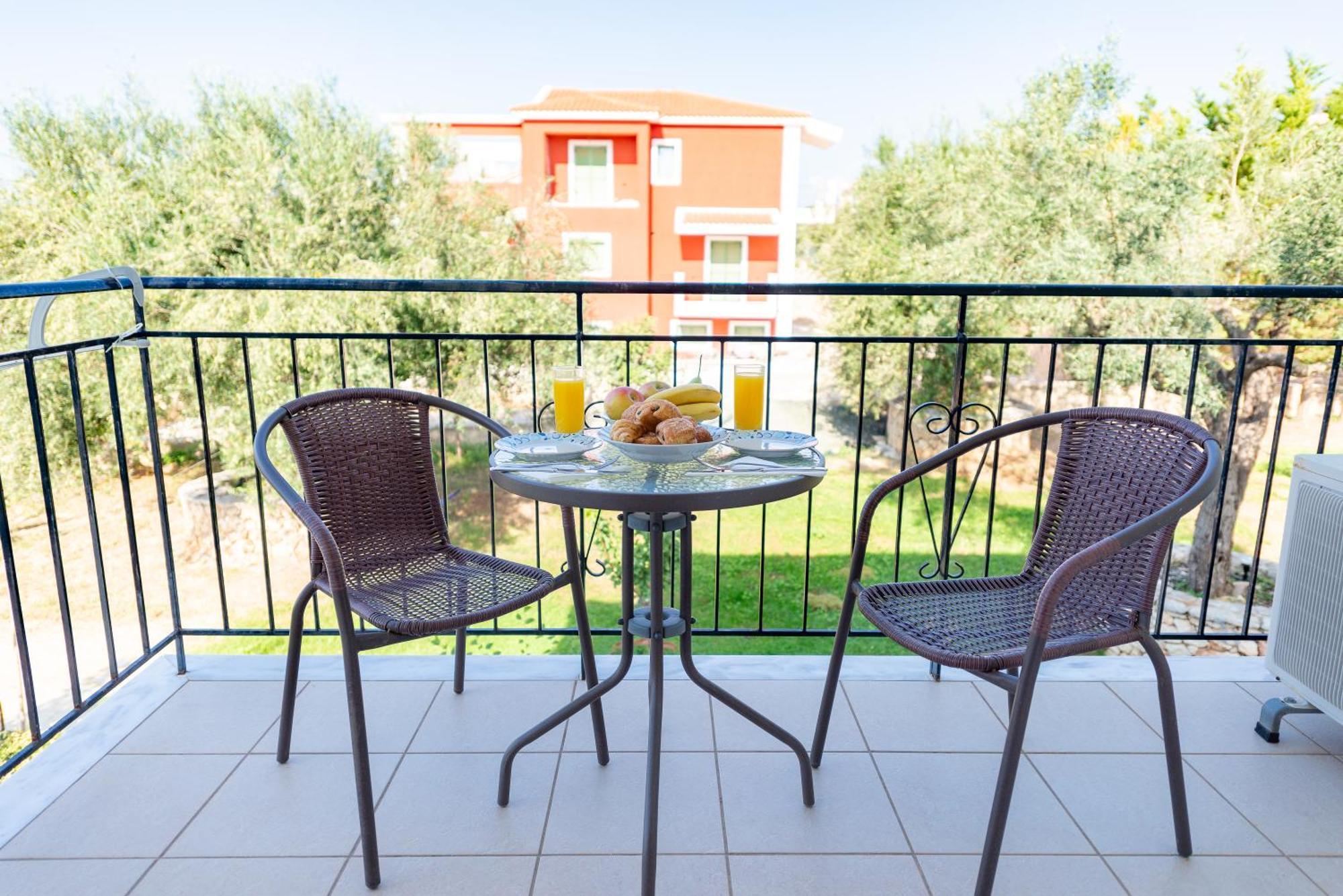 סבורונטה Vista Verde Studios & Apartments מראה חיצוני תמונה